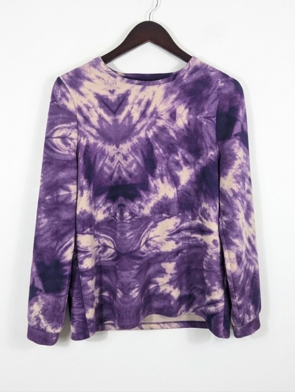 Chico's tye-dye long sleeve/ lightweight sweatshirt